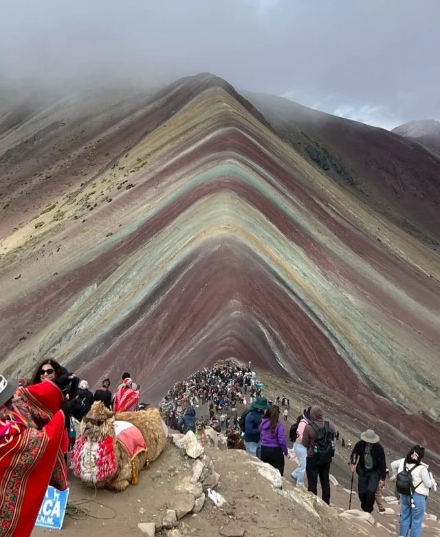 Buy the Rainbow Mountain Tour